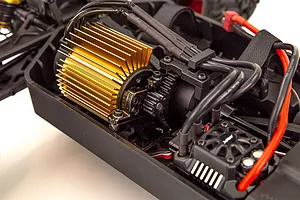 Maverick Quantum+ XT Flux RC Truggy Electric Brushless 4WD 1/10 Scale RTR - Red image 49877