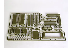 Trumpeter 1/16 1944 T-34/85 Type 147 Factory Medium Tank Scaled Plastic Model Kit image 49992