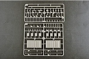 Trumpeter 1:35 3M-54 Club-K 40-Foot Container Missile Launch System Scaled Plastic Model Kit image 50026
