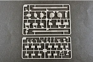 Trumpeter 1/35 Russian T-80BVM Battle Tank Scaled Plastic Model Kit image 50071