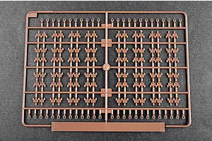 Trumpeter 1/35 Russian T-80BVM Battle Tank Scaled Plastic Model Kit image 50073