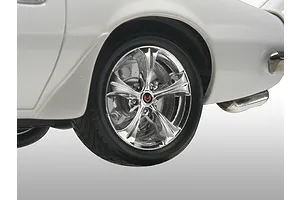 Revell 1/24 1970 Pontiac Firebird Scaled Plastic Model Kit image 50476