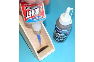 Deluxe Materials Liquid Gravity 240g image 51627