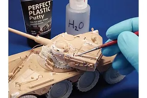 Deluxe Materials Perfect Plastic Putty 40ml image 51649