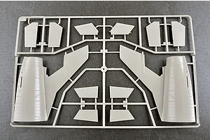 Trumpeter 1/32 USAF F-100C Super Sabre Fighter Jet Scaled Plastic Model Kit image 52774