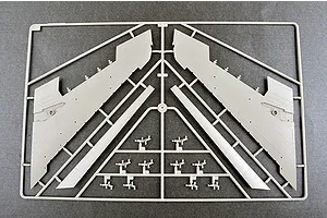 Trumpeter 1/32 USAF F-100C Super Sabre Fighter Jet Scaled Plastic Model Kit image 52777