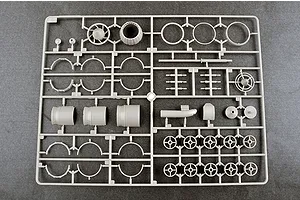 Trumpeter 1/32 USAF F-100C Super Sabre Fighter Jet Scaled Plastic Model Kit image 52780