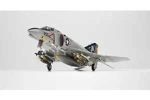 Academy 1/48 USMC F-4B/N "VMFA-531 Grey Ghosts" Phantom Jet Fighter Plastic Scale Model Kit image 52962