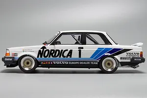 NuNu 1/24 Volvo 240 Turbo '86 (ETCC Hockenheim Winner) Scaled Plastic Model Kit image 53135