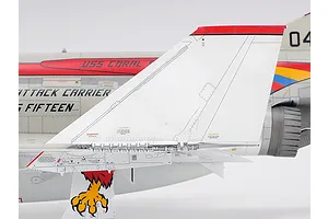 Tamiya 1/48 McDonnell Douglas F-4B Phantom II Fighter Jet Scaled Plastic Model Kit image 55746