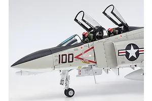 Tamiya 1/48 McDonnell Douglas F-4B Phantom II Fighter Jet Scaled Plastic Model Kit image 55749