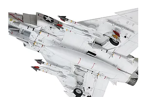 Tamiya 1/48 McDonnell Douglas F-4B Phantom II Fighter Jet Scaled Plastic Model Kit image 55754