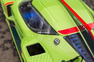 ARRMA Vendetta 4x4 3S BLX RC Car Electric Brushless 4WD 1/8 Scale RTR - Green image 58434