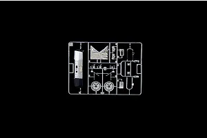 Italeri 1/24 Freightliner FLD 120 Special Scaled Plastic Model Kit image 59090