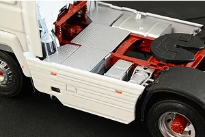 Italeri 1/24 Iveco Turbostar 190.48 Special Truck Scaled Plastic Model Kit image 59185