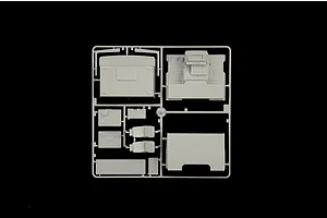 Italeri 1/24 Volvo F16 Globetrotter Canvas Truck With Elevator Scaled Plastic Model Kit image 59219