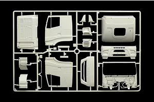 Italeri 1/24 Iveco Hi-Way E5 Abath Truck Scaled Plastic Model Kit image 59273