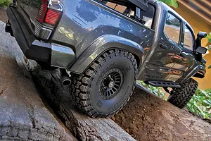 Element RC Enduro Knightrunner RC Rock Crawler Electric 4WD 1/10 Scale RTR - Black image 61905