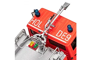 Revell 1/24 Mercedes Benz 1625 TLF 24/50 Scale Model Kit image 66251