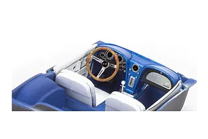 Revell 1/24 1967 Corvette Sting Ray Sport Coupe 2N1 Scale Model Kit image 67023