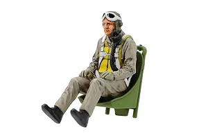 Tamiya 1/48 P-38 J Lightning Scaled Plastic Model Kit image 71084