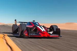 ARRMA LIMITLESS Speed Bash RC Car Electric 4WD 1/7 Scale Roller image 71506