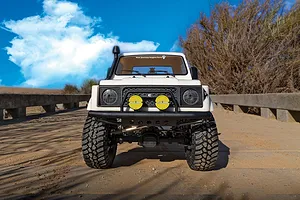 Element RC Enduro Bushido RC Rock Crawler Electric 4WD Off Road RTR RC Crawler - White image 73027