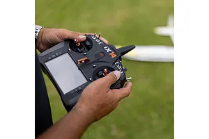 Spektrum iX14 2.4Ghz 14ch DSMX Transmitter image 74206