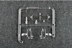 Trumpeter 1/72 US Army M983 HEMTT & MPQ-53 C-Band Tracking Radar Scaled Plastic Model Kit image 74339
