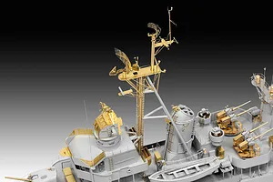 Revell 1/144 German Destroyer Class 119 (Z1 / Z5) Scaled Plastic Model Kit image 78345