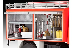 Revell 1/24 Mercedes-Benz Unimog U 1300 TLF 8/18 Scaled Plastic Model Kit image 78358