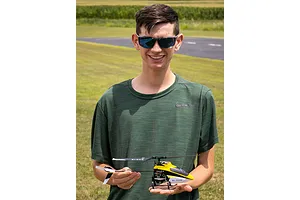 Blade 120 S2 RTF RC helicopter w/ SAFE image 79579