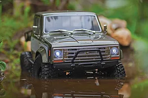 Element RC Enduro Sendero HD Trail Truck RC Rock Crawler Electric 4WD 1/10 Scale RTR - Titanium image 80113