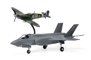 Airfix 1/72 Supermarine Spitfire &amp;amp; F-35B Lightning II image 81380