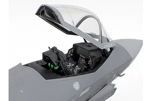 Tamiya 1/72 Lockheed Martin F-35A Lightning II Jet Fighter Scaled Plastic Model Kit image 83654
