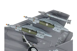 Tamiya 1/72 Lockheed Martin F-35A Lightning II Jet Fighter Scaled Plastic Model Kit image 83656