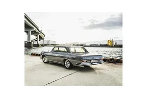 Kyosho Fazer Mk2 1971 Mercedes-Benz 300 SEL 6.3 RC Car Electric 4WD 1/10 Scale RTR - Beige Gray image 85129