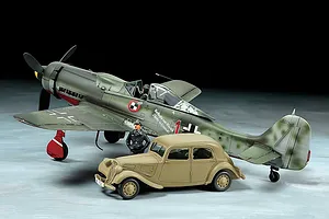 Tamiya 1/48 Focke-Wulf Fw190 D-9 Jv44 & Citroen 11CV Model Kit image 87201
