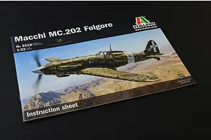 Italeri 1/32 Macchi M.C. 202 Folgore Fighter Model Kit image 87254