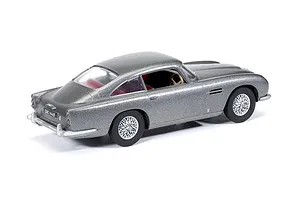 Airfix 1/43 Aston Martin DB5 Scaled Plastic Model Starter Kit image 88594