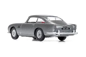 Airfix 1/43 Aston Martin DB5 Scaled Plastic Model Starter Kit image 88596