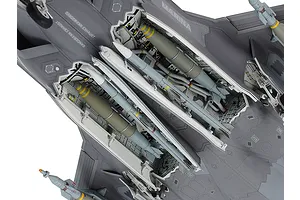 Tamiya 1/48 Lockheed F-35 B Lightning II Fighter Scaled Plastic Model Kit image 89292