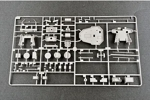 Trumpeter 1/200 British Royal Navy's HMS Hood 1941 Warship Model Kit image 89430