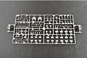 Trumpeter 1/200 British Royal Navy's HMS Hood 1941 Warship Model Kit image 89436
