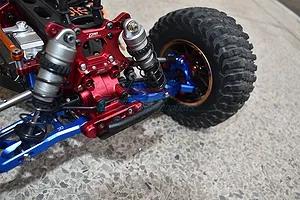 GPM Red Aluminium Front Gearbox Housing Set w/ Lower Suspension Mounts image 95280