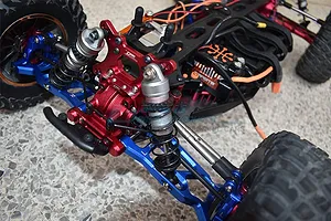 GPM Red Aluminium Front Gearbox Housing Set w/ Lower Suspension Mounts image 95282