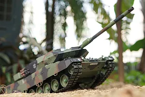 Heng Long 1/16 German Leopard 2A6 RTR RC Main Battle Tank image 95582