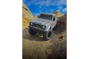 Element RC Enduro12 Bushido RC Rock Crawler Electric 4WD 1/12 Scale RTR - Silver image 97262