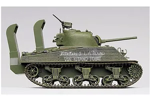 Academy 1/35 USMC M4A2 "Pacific Theater" Tank Scaled Plastic Model Kit image 98721