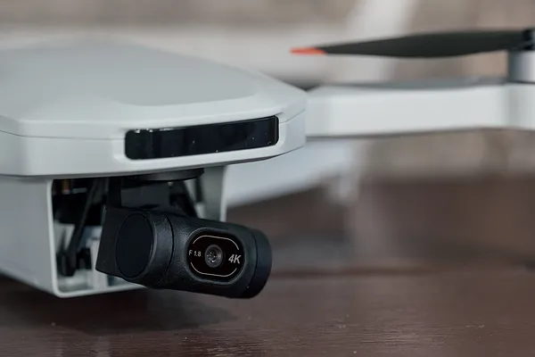 Stunning 4K HDR Video and 8K Photos